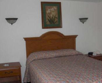Relax Inn North Babylon Dış mekan fotoğraf